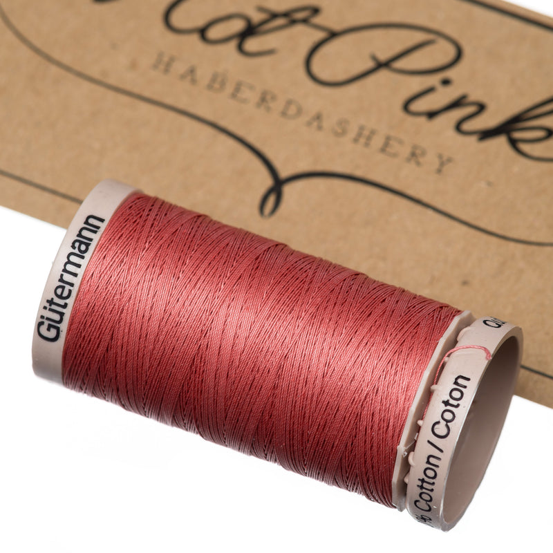 200m Gutermann Cotton Quilting Thread in Reds & Pinks 2346