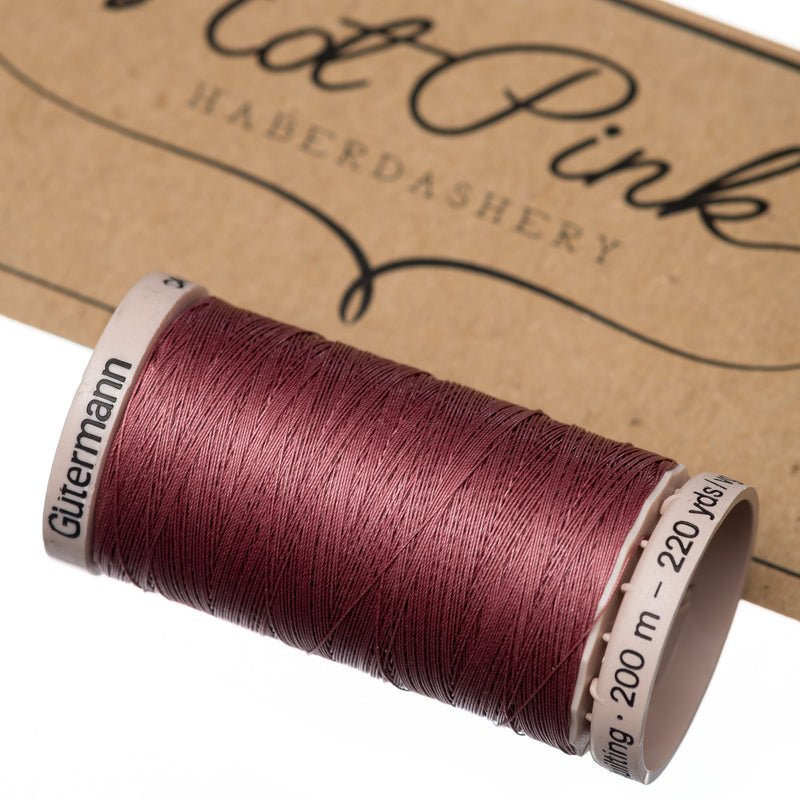 200m Gutermann Cotton Quilting Thread in Reds & Pinks 2635