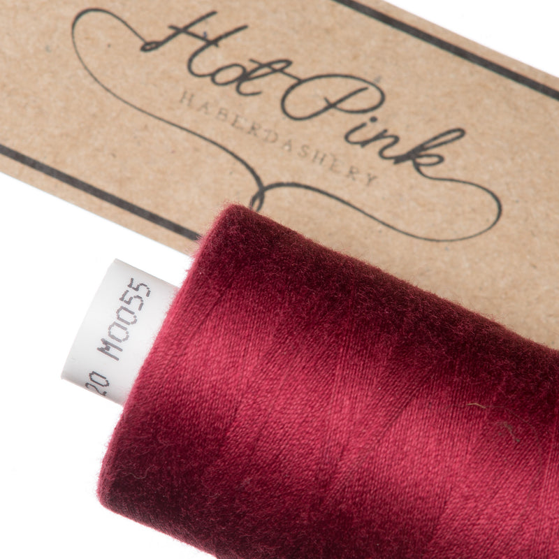 1000m Coates Polyester Moon Thread in Reds & Pinks 0055
