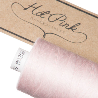 1000m Coates Polyester Moon Thread in Reds & Pinks 0208