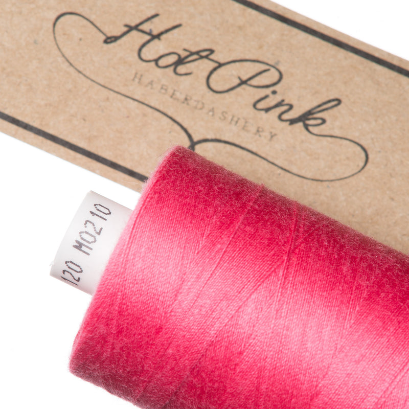 1000m Coates Polyester Moon Thread in Reds & Pinks 0210