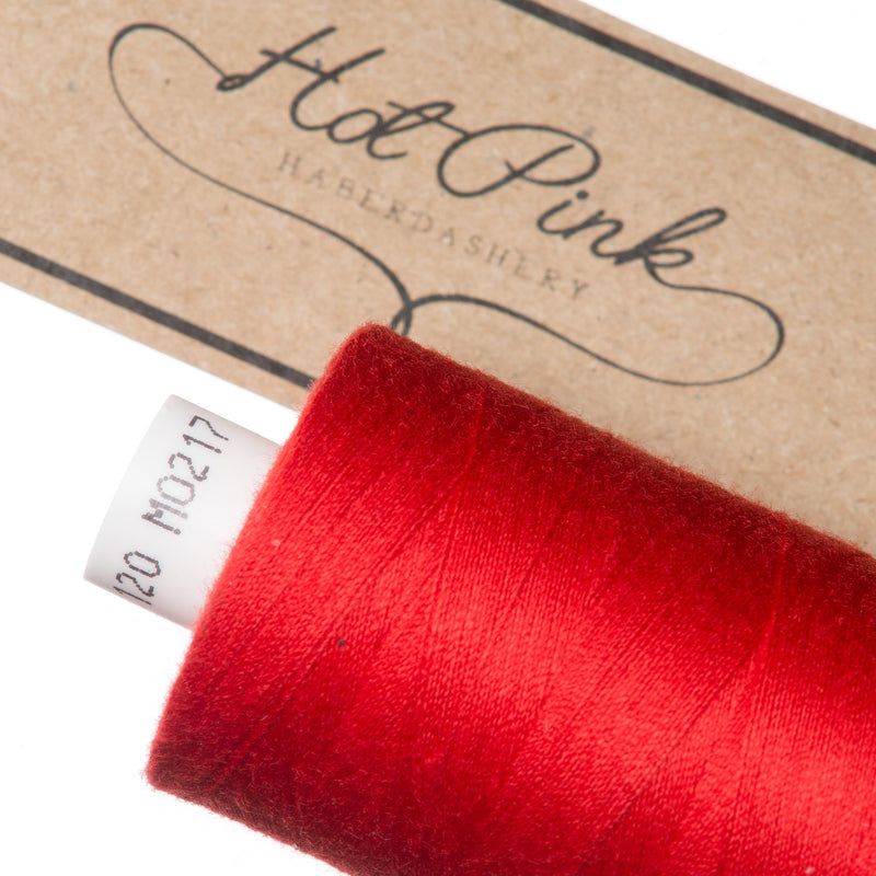 1000m Coates Polyester Moon Thread in Reds & Pinks 0217