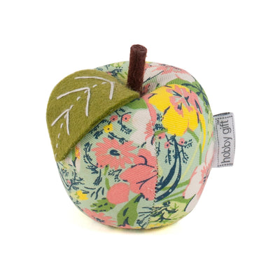 apple–shaped pin cushion