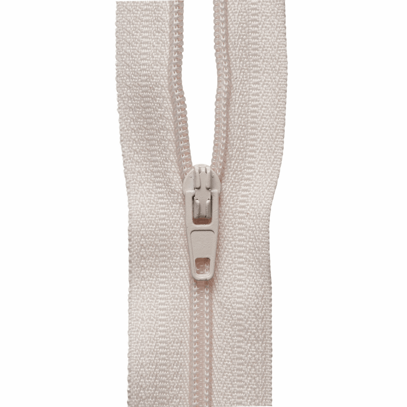 This lightweight nylon continuous zip is ideal for sleeping bags, bedding, cushions, bean bags, soft furnishing, clothing and haberdashery in dark cream